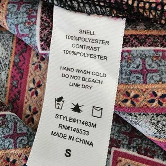 W5 WOMEN'S SLEEVELESS TOP SIZE SMALL ZIPPER BACK AZTEC PRINT - Picture 7 of 7